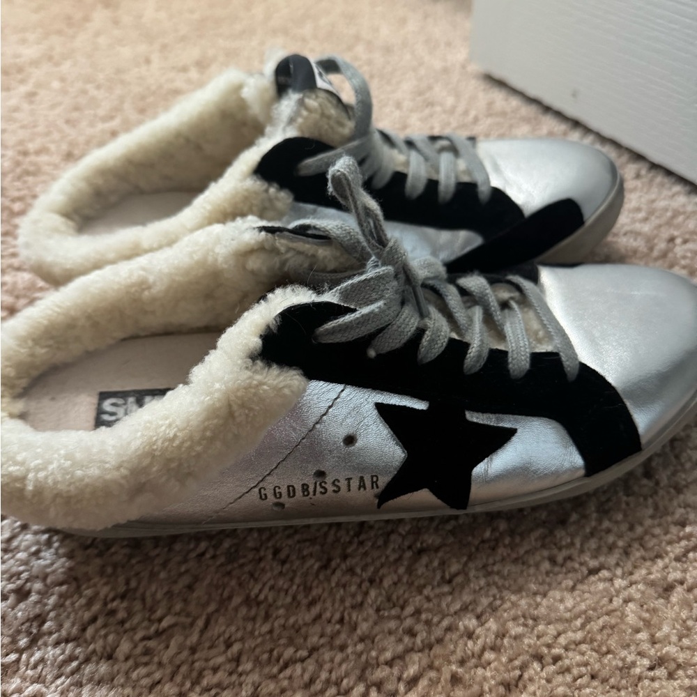 Golden Goose Sneakers - Picture 5 of 10